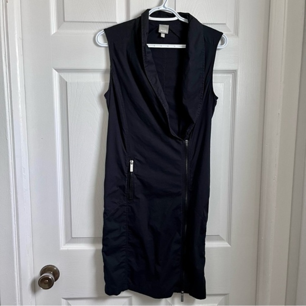 3/25$💥 Bench dress armoured black women small midi summer